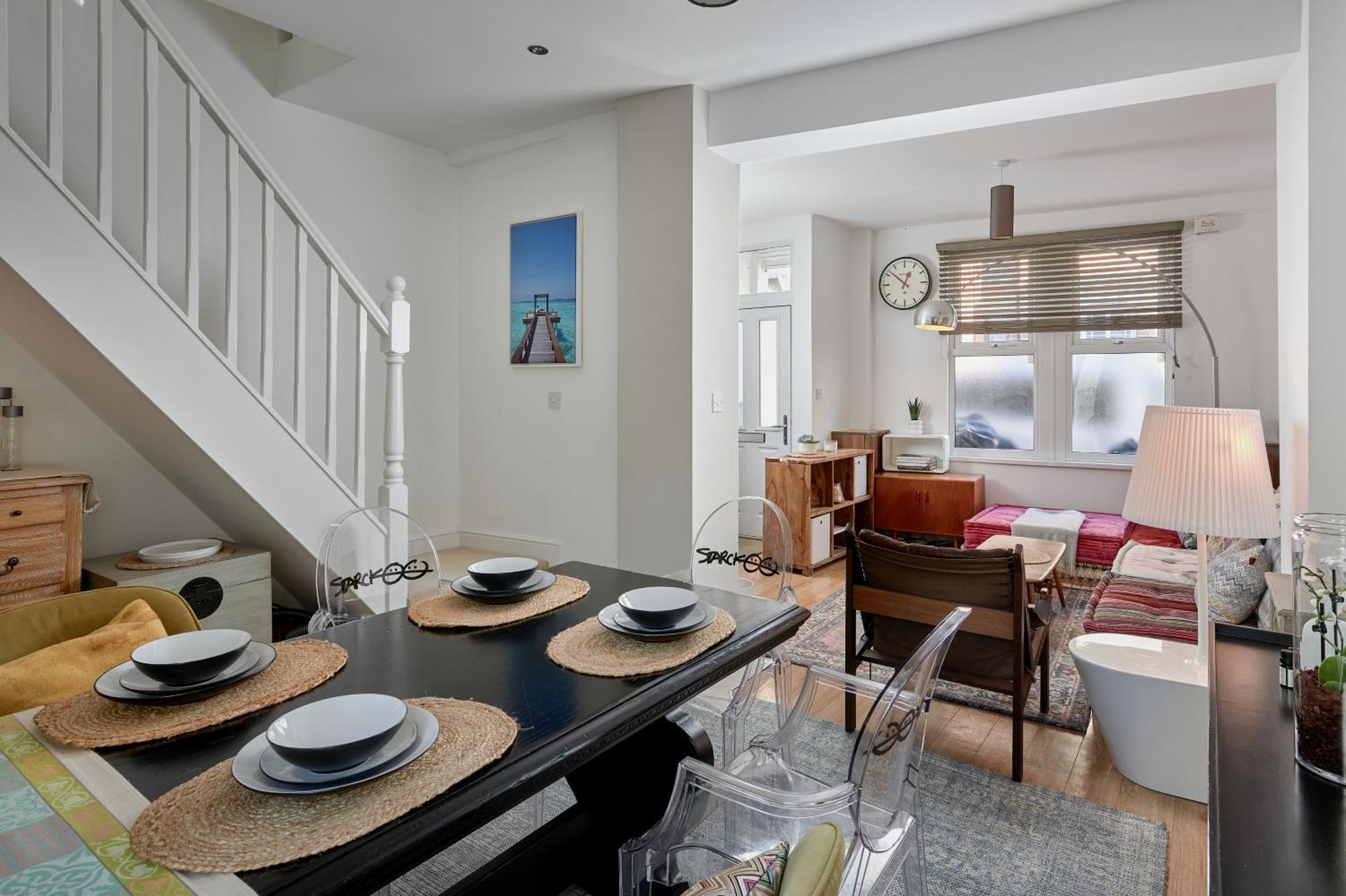 Boujee & Chic Centre House Apartment